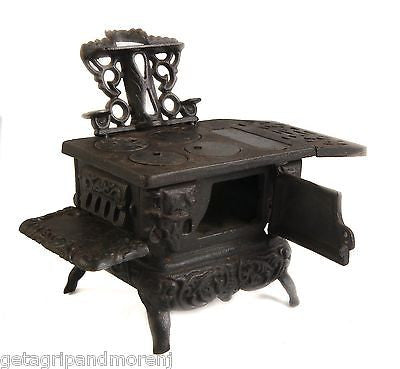 CRESCENT MINIATURE CAST IRON STOVE WITH ACCESSORIES