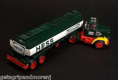HESS 1984 Toy Truck Bank In Box Get A Grip More