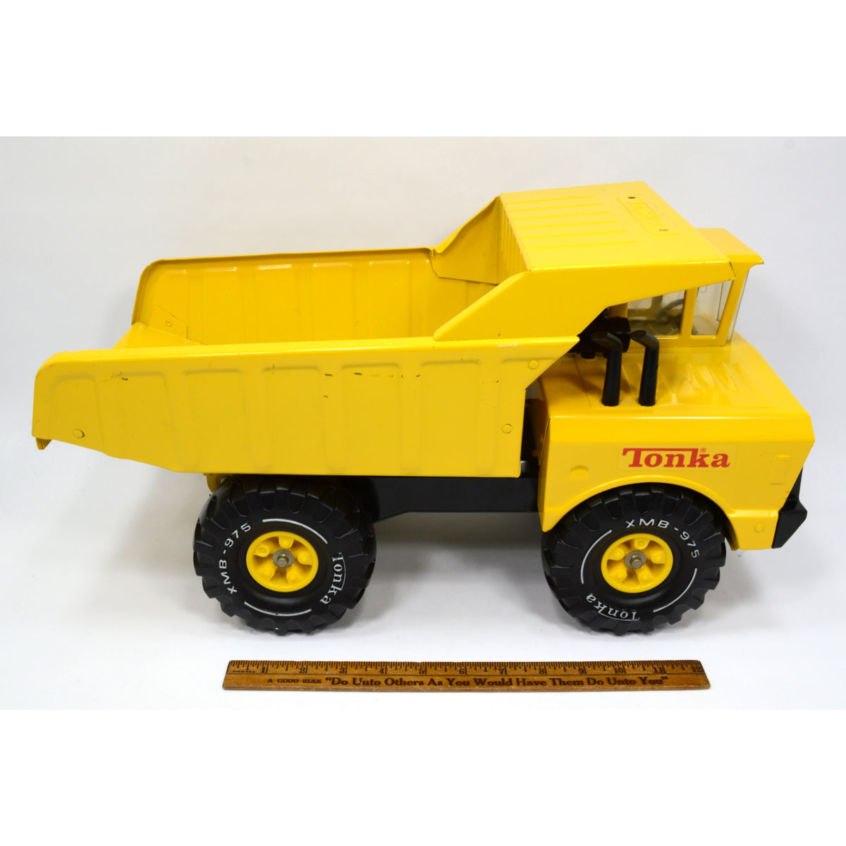 Vintage TONKA DUMP TRUCK Yellow 
