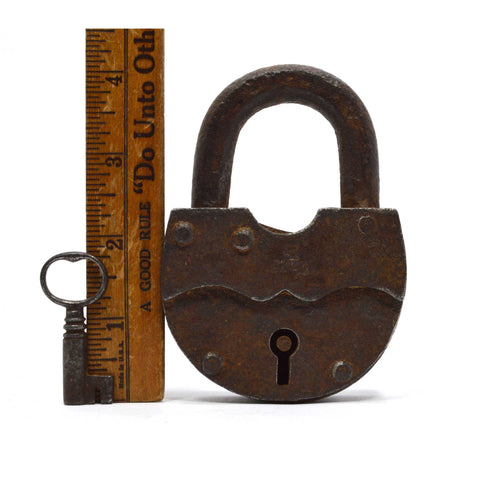Antique BIG 4.25" IRON PADLOCK Unbranded/Unusual "41 PACK"? Treasure Chest JAIL