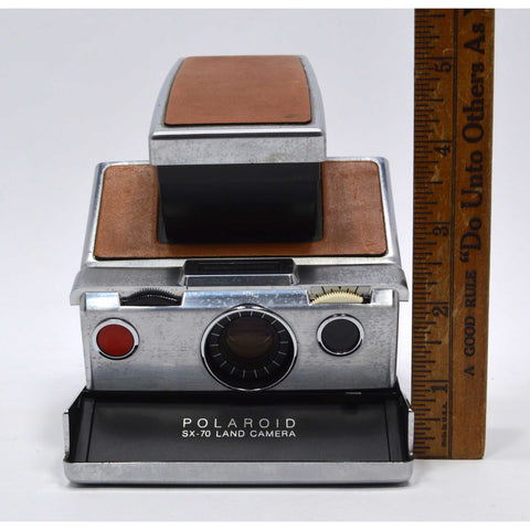 Looks Good POLAROID SX-70 ALPHA 1 INSTANT LAND CAMERA Silver & Tan **UNTESTED**