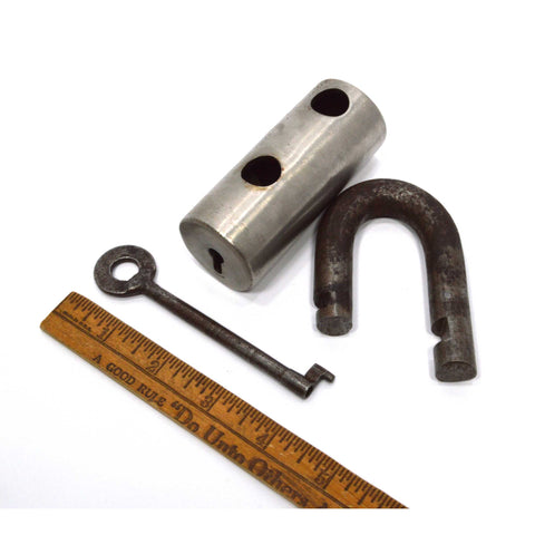 Vintage BARREL SCREW-TYPE SHACKLE PADLOCK Unbranded/Unusual Lock w/ WORKING KEY!