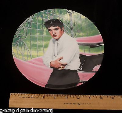 ELVIS PRESLEY 1988 Limited Edition "Elvis at the Gates of Graceland" Plate #1