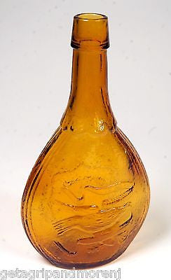 UNION WINE Yellow Gold Glass Bottle Empty In Excellent Condition Vintage!