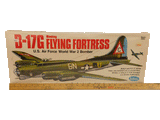 Guillow’s B-17G Flying Fortress Balsa Flying  Model Kit (Kit 2002) 1:28 scale, Still sealed in plastic NIB NEW Airplane
