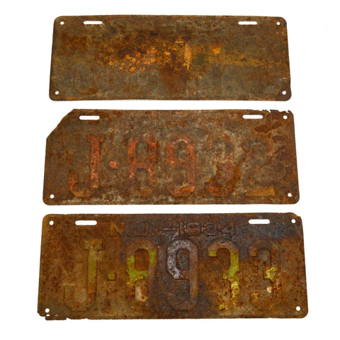 Vintage NEW JERSEY LICENSE PLATE Lot of 3 N.J. PLATES; 1932, 1933 & 1934 Rusty!!