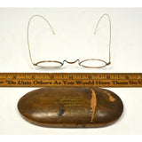 Antique PRIMITIVE WOODEN GLASSES CASE Shaker-style w/ EYEGLASSES (Broken) GOLD?