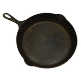Antique GRISWOLD "ERIE 710C" CAST IRON SKILLET No. 9 Frying Pan HEAT RING Level!
